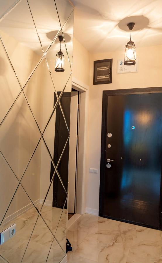 Entire Flat With City Skyline View - Two Bedrooms Batumi Exteriör bild